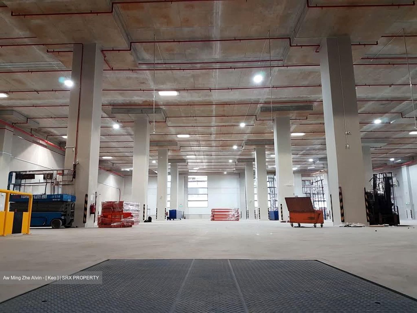 Pioneer Road (D22), Warehouse #566120001